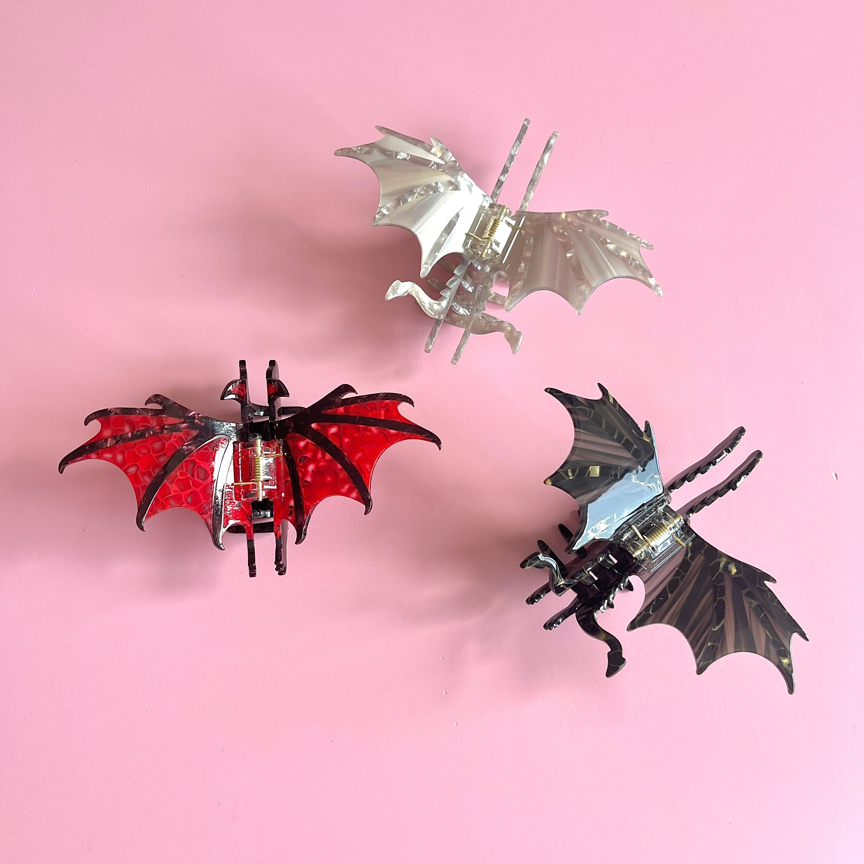 Tairn Dragon Claw Clip – Lassoed Moon