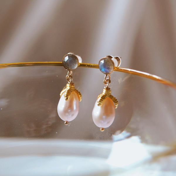 Prim Pearl Earrings