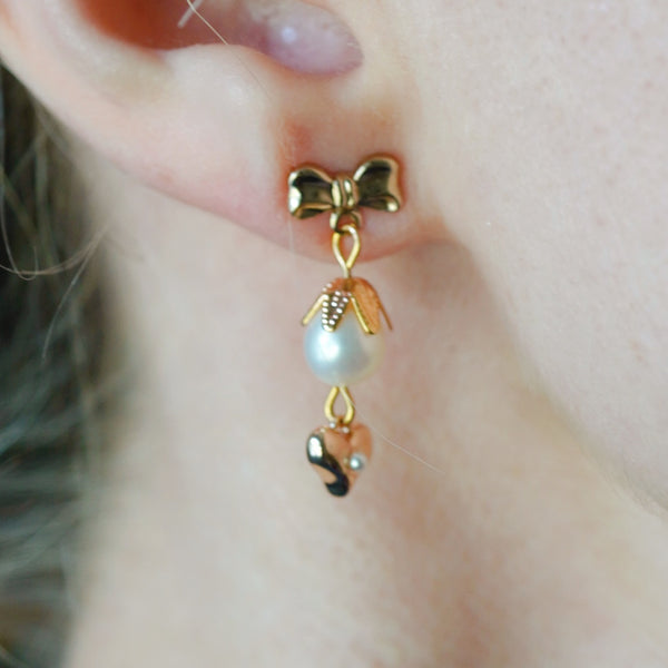 Prim Pearl Earrings